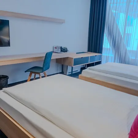 Academia Hotel 4*